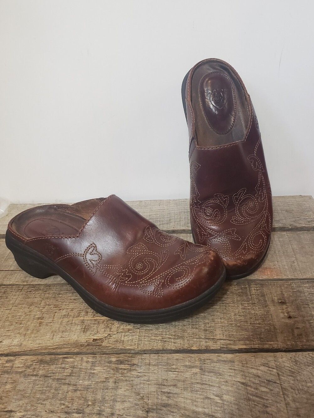 ARIAT Brown Leather Savannah Mule Clogs Slides  6.5